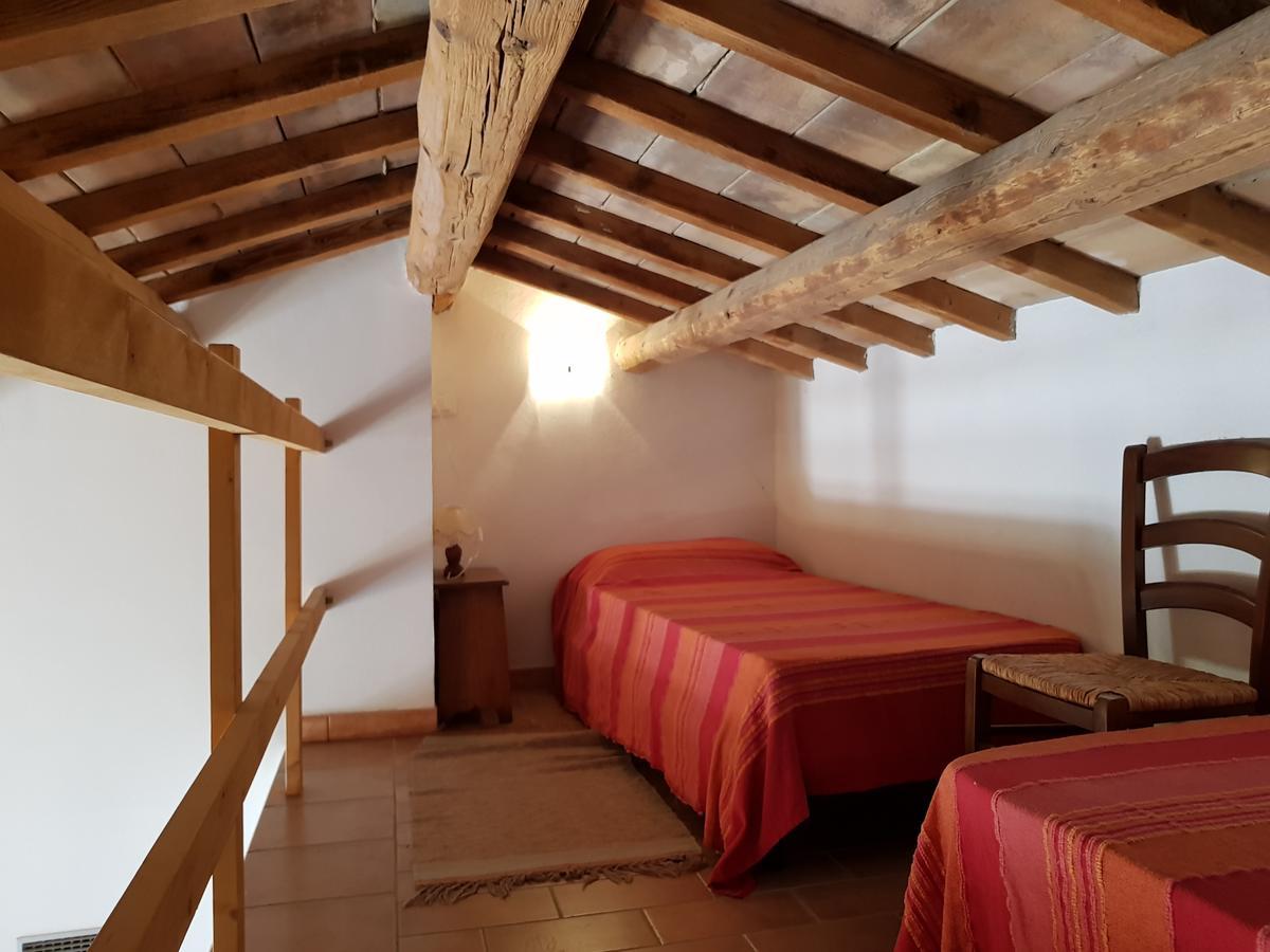 Agriturismo Bio Le 4 Stagioni Porrona Екстер'єр фото