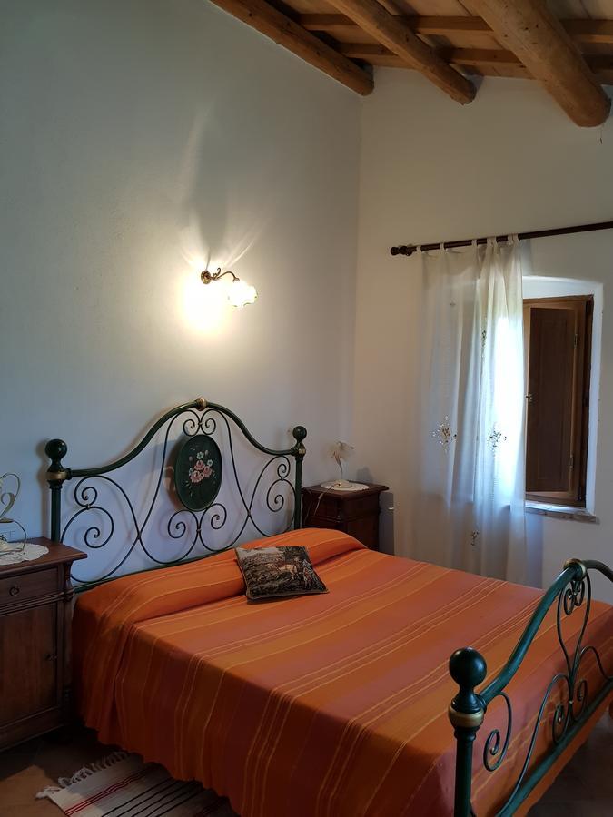 Agriturismo Bio Le 4 Stagioni Porrona Екстер'єр фото