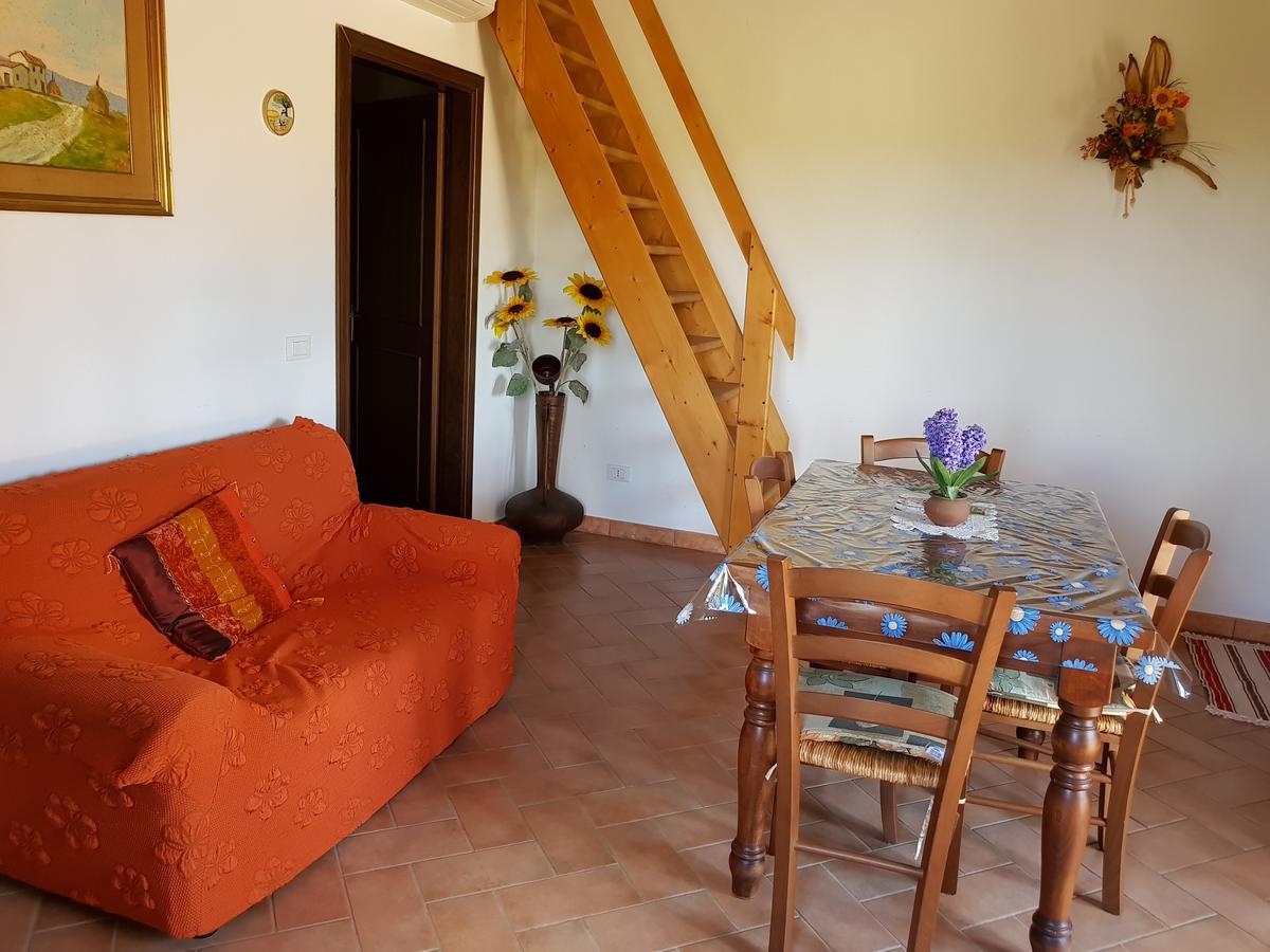 Agriturismo Bio Le 4 Stagioni Porrona Екстер'єр фото