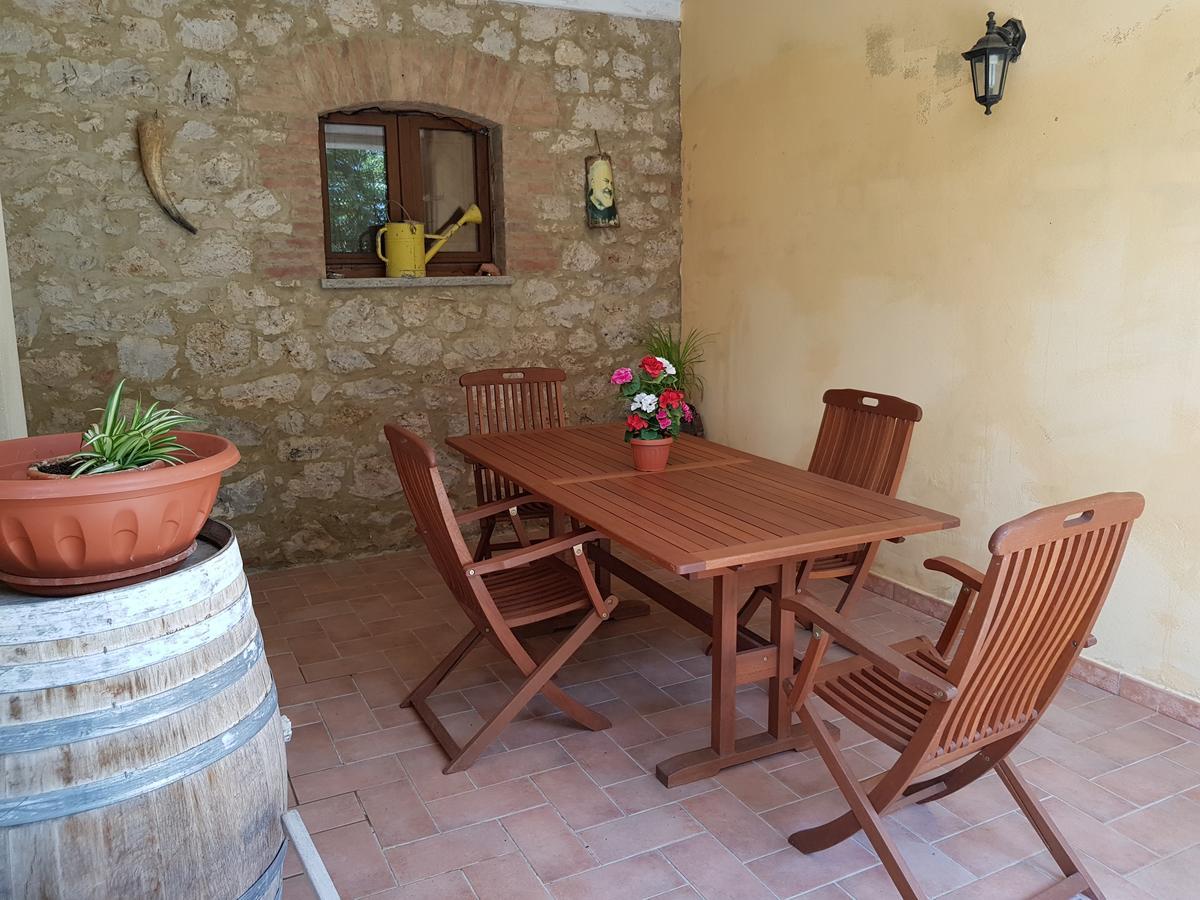 Agriturismo Bio Le 4 Stagioni Porrona Екстер'єр фото